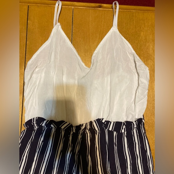 Juniors Size L Derek Heart Capri Jumpsuit With Spaghetti Straps - Picture 8 of 15